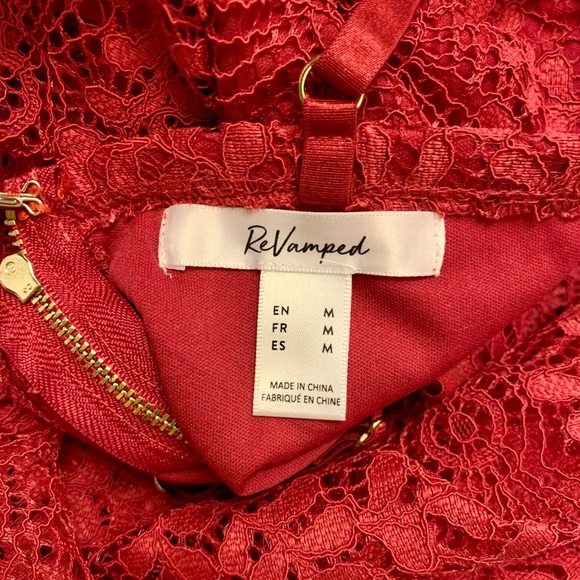 Red Dress - Picture 2 of 2